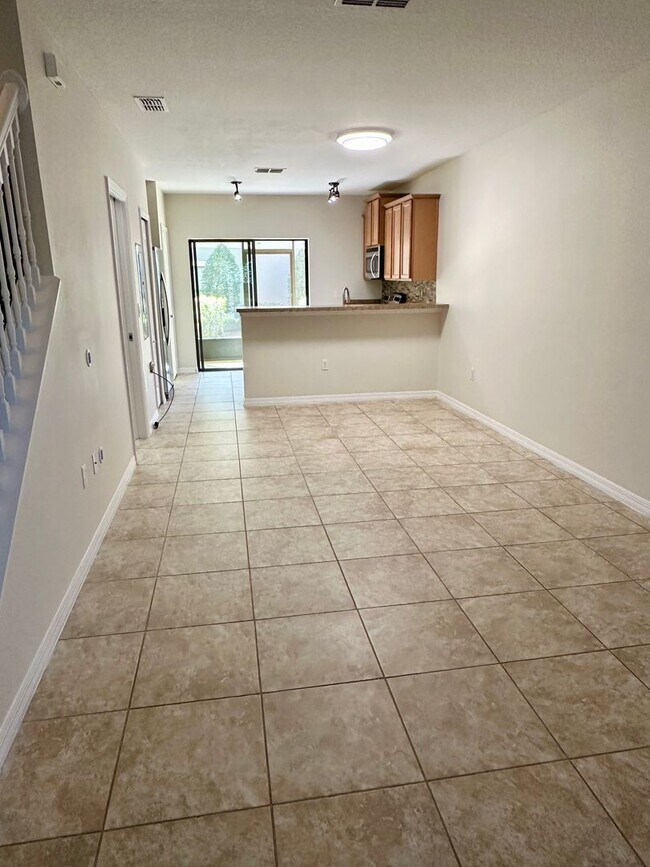 Foto del edificio - 1121 Trillium Park Ln