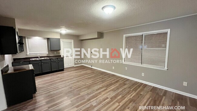 Foto del edificio - 3235 Harvester Ln E