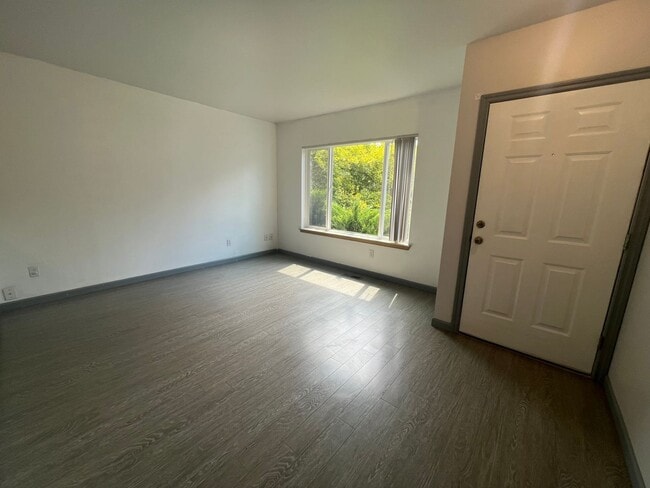 Building Photo - 1762 Sage Ct