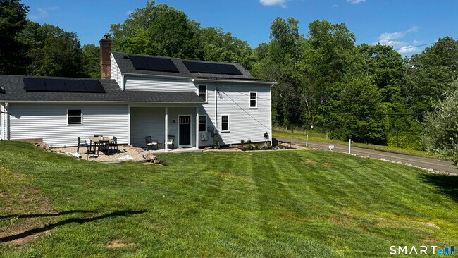 Building Photo - 100 Gaylord Mountain Rd