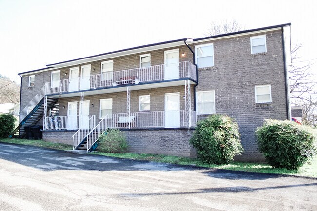 Foto del edificio - 500 Farragut Ave