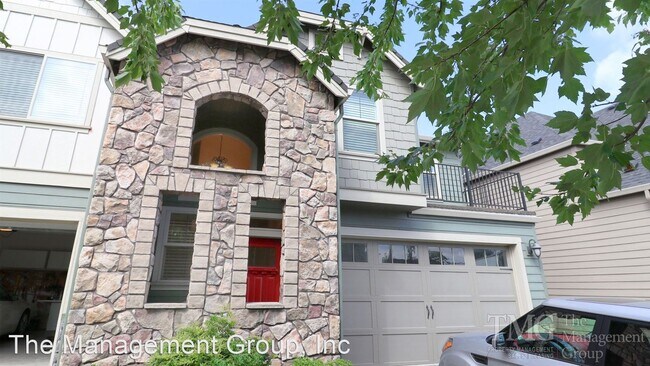 Building Photo - 4 br, 2.5 bath House - 2521 NW Lorenz Street