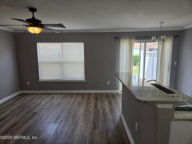 Building Photo - 1500 Calming Water Dr