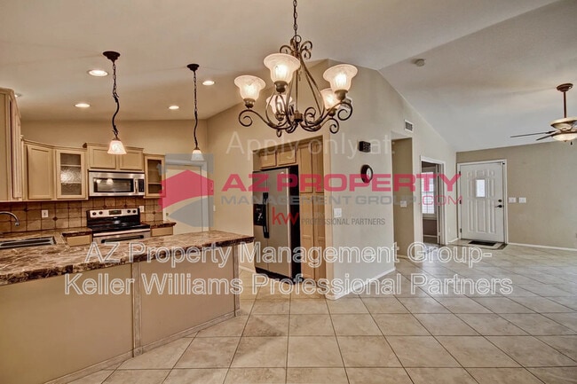 Building Photo - 12725 W Palm Ln