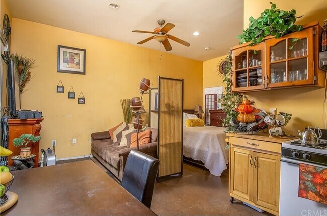 Foto del edificio - 5361 Sierra St