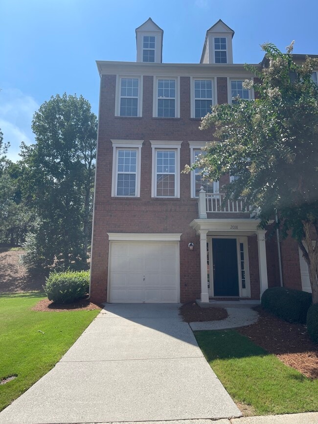 2018 Merrimont Way, Roswell, GA 30075 Townhome Rentals in Roswell GA