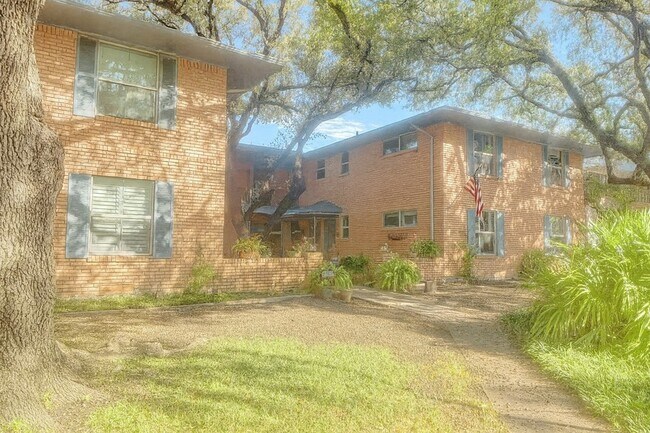 Foto del edificio - 6159 Bandera Ave