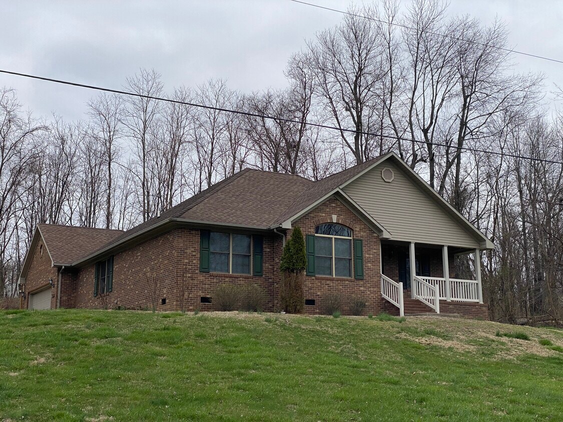 Primary Photo - 3529 Medley Rd