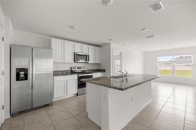 Foto del edificio - 8904 SW 50th Ter