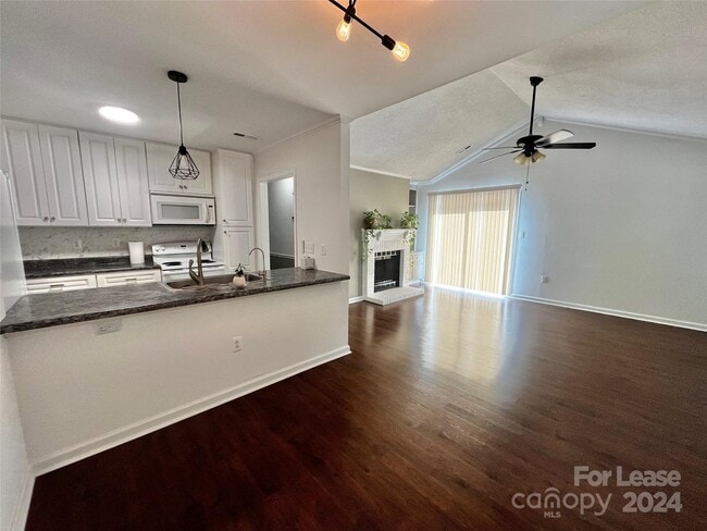 Building Photo - 12334 Danby Rd
