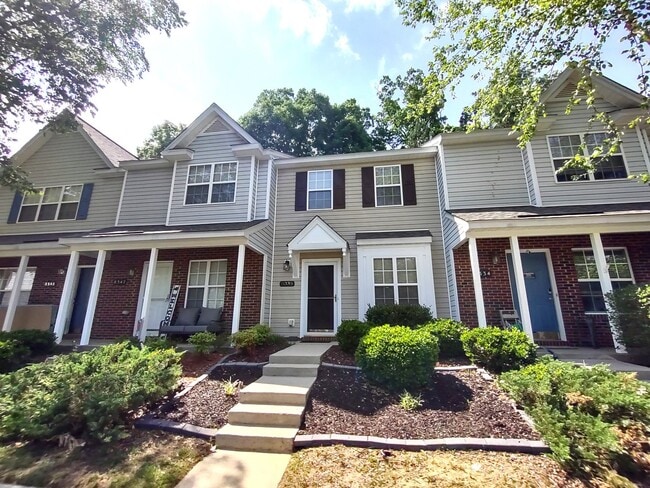 Building Photo - Beautiful home in prime location!