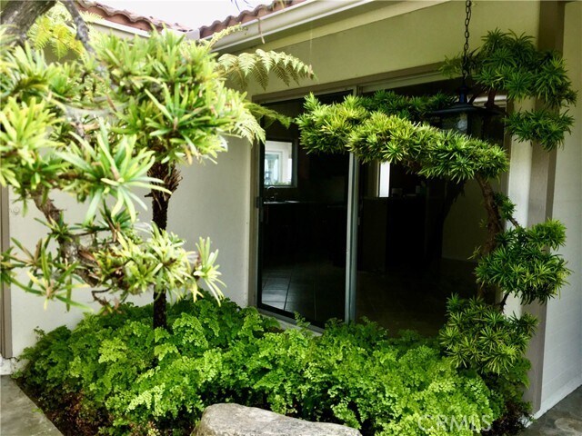 Building Photo - 28111 Golden Meadow Dr
