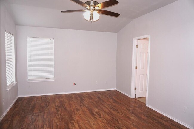 Building Photo - 9014 Clearwood Pth