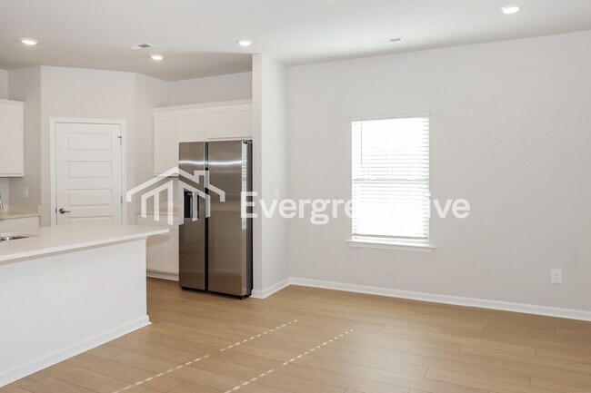 Foto del edificio - 156 Fenwick Pl