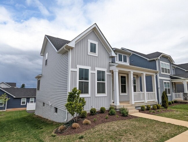 Building Photo - 1207 Marsalis Pl