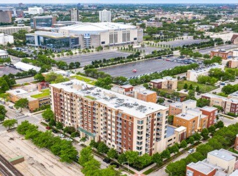 Vista aérea - 100 N Hermitage Ave
