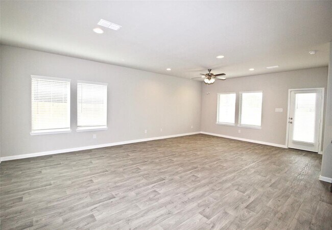 Foto del edificio - 3746 Canyon Shore Ln