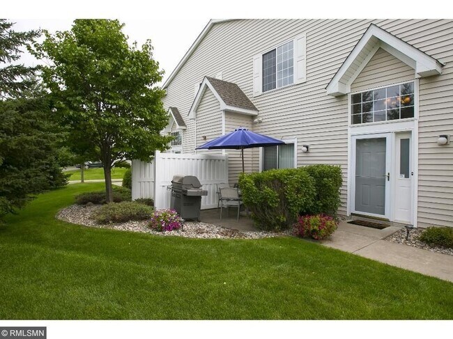 Foto del edificio - 17647 Hackberry Ct