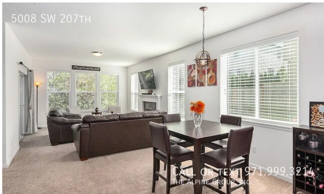 Foto del edificio - 5008 SW 207th-