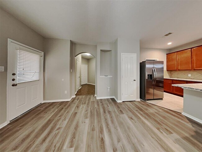 Building Photo - 17150 Amarose Dr