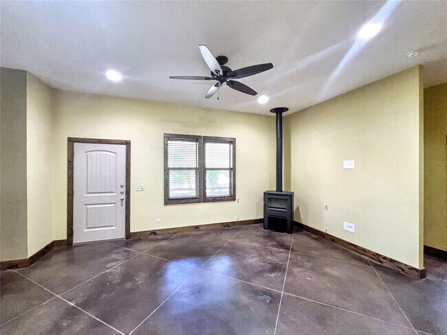 Foto del edificio - 8750 Scarlet Cir