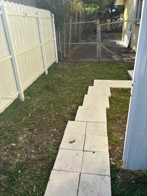 Foto del edificio - XXX30 SW 21st St