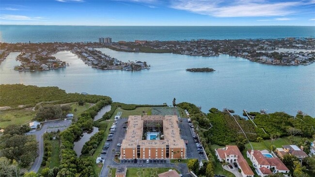 Foto del edificio - 12760 Indian Rocks Rd