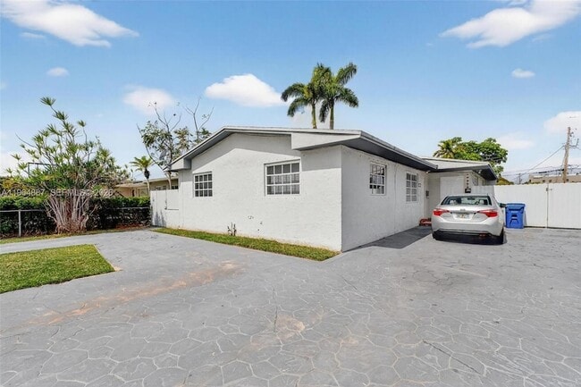 Photo - 11441 SW 2nd St Apartment