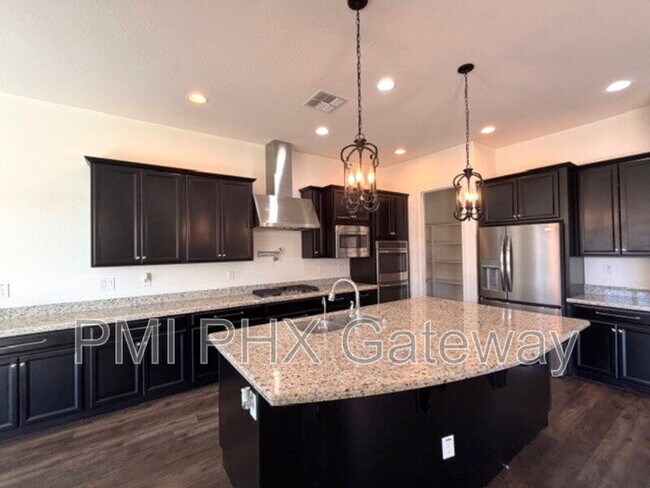 Foto del edificio - 2685 E Ebony Dr