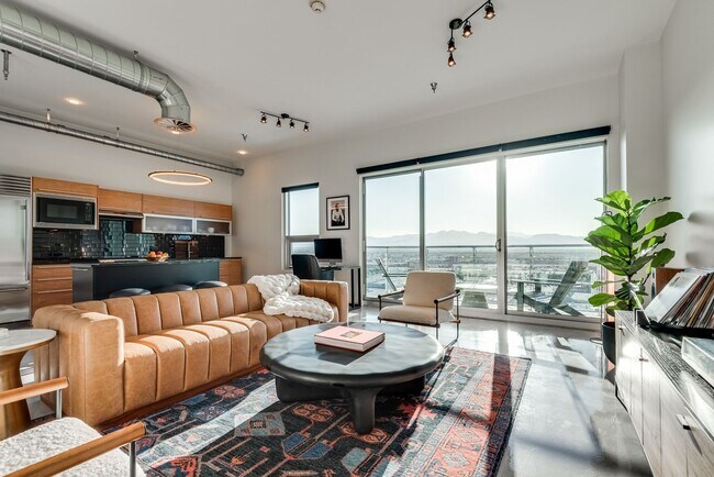 Foto del edificio - Newport Lofts 1502