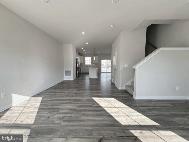Foto del edificio - 2240 BARHILL Way