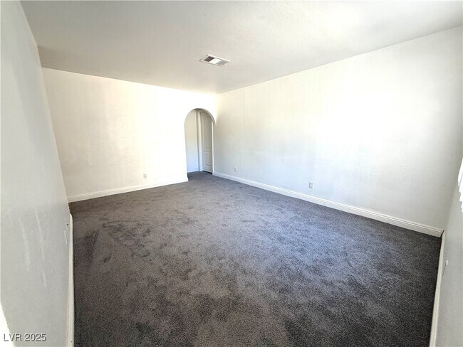 Foto del edificio - 1846 N Decatur Blvd
