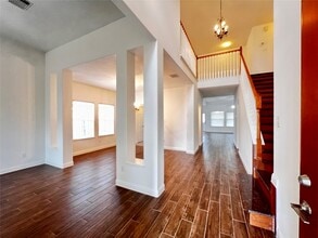 Building Photo - 11011 Christmas Fern St