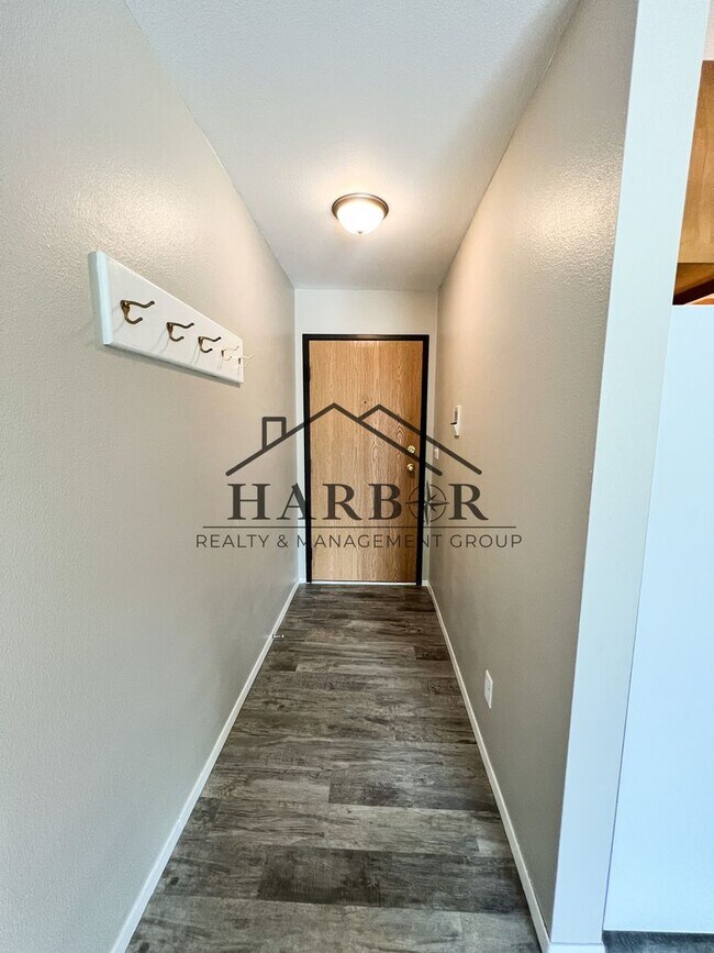 Foto del edificio - Renovated 2 Bedroom 1 Bath - Ask us about our specials!