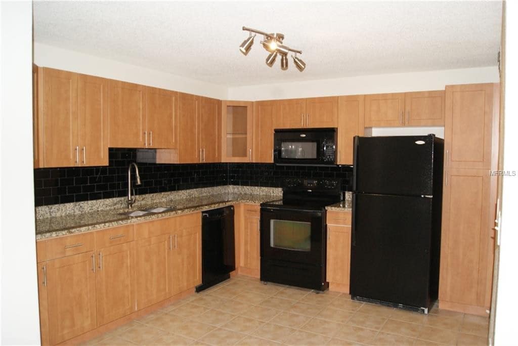 Primary Photo - 10501 Harborbluff Way