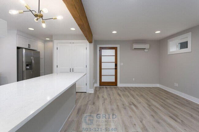 Foto del edificio - GPM670 - SE 35th Pl (T2)