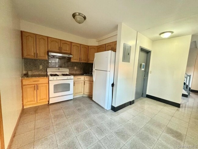 Foto del edificio - 139-31 34th Ave