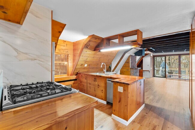 Foto del edificio - 182 Guinea Rd