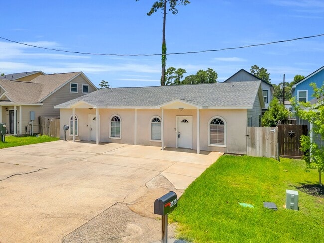 Building Photo - 16868 Kempwood