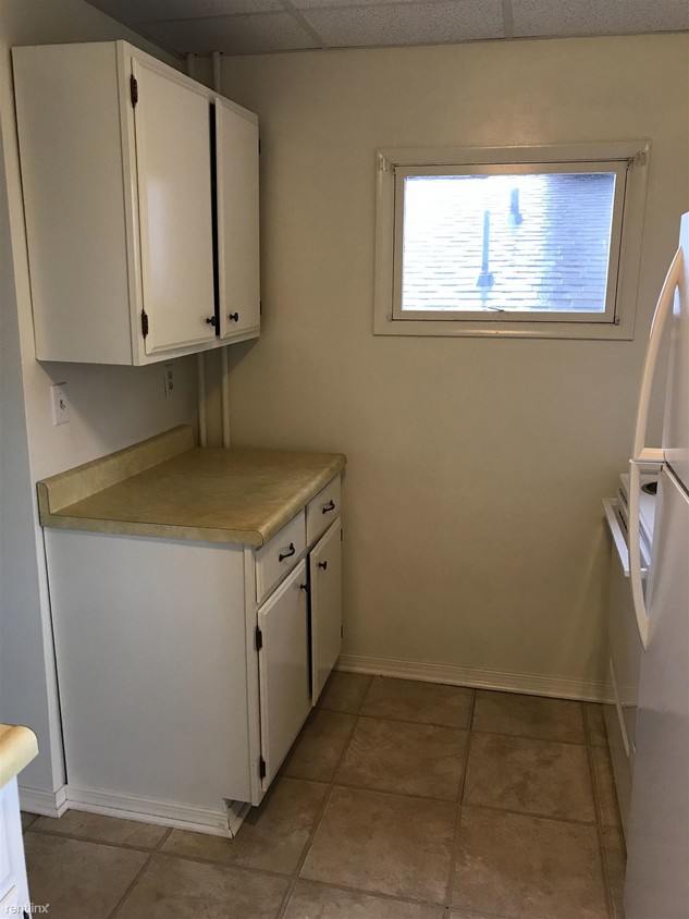 Primary Photo - 1 br, 1 bath Apartment - 431 W. Main Street