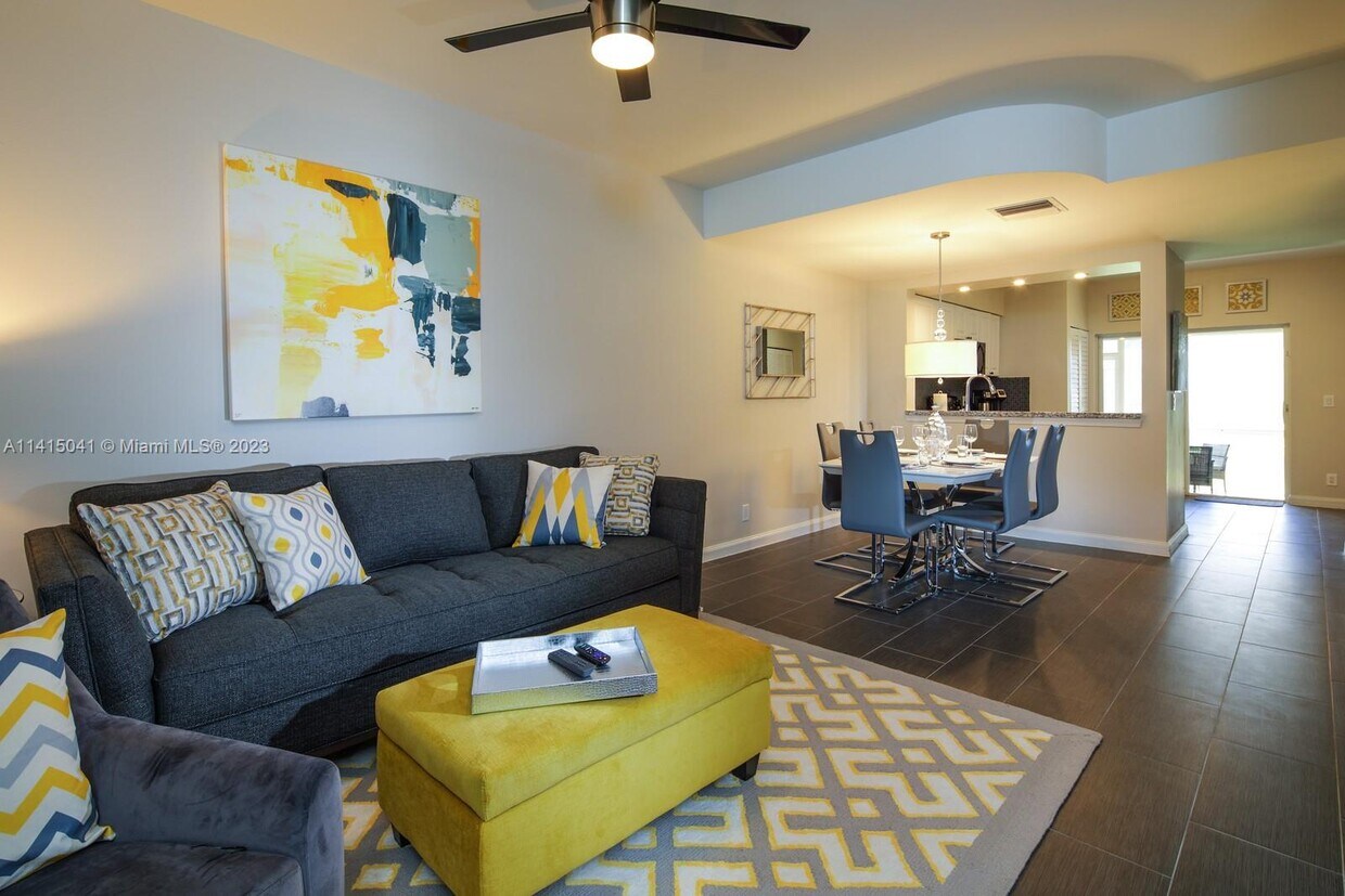 13 Whitehead Cir, Weston, FL 33326 Townhome Rentals in Weston FL