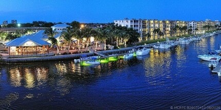 Building Photo - 28 Yacht Club Dr