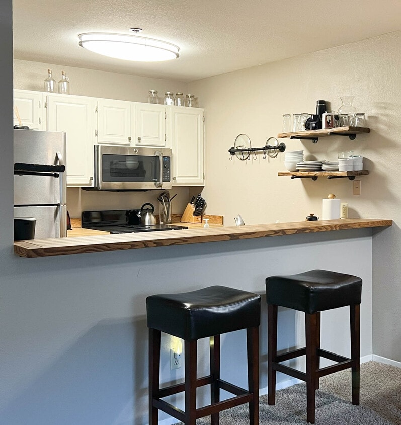 Photo - 310 E 11th Ave (Anchorage, AK)
