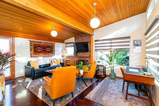 Building Photo - 5519 SE Oetkin Rd