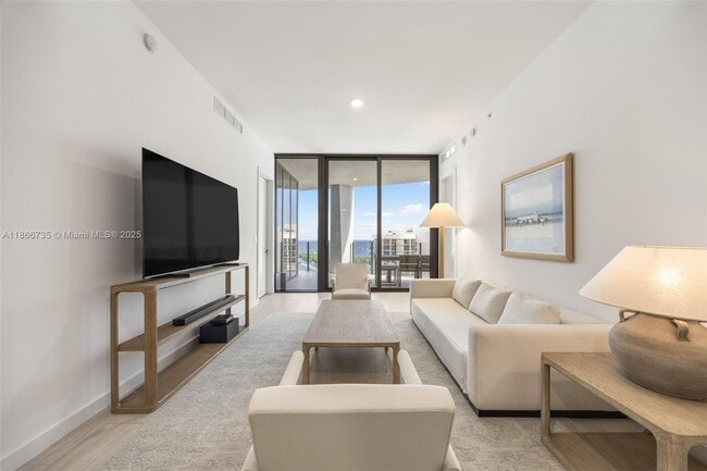 Foto del edificio - 2831 S Bayshore Dr