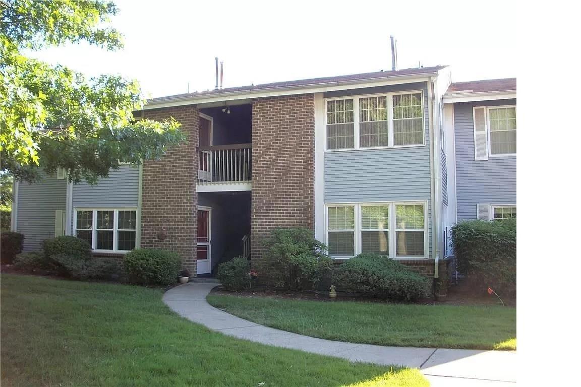 123 Pennsylvania Way, North Brunswick Township, NJ 08902 Room for