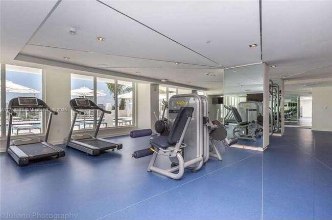 Building Photo - 4250 Biscayne Blvd