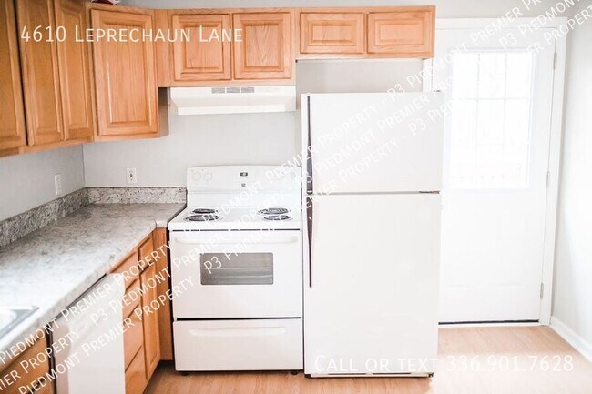Foto del edificio - 4610 Leprechaun Ln