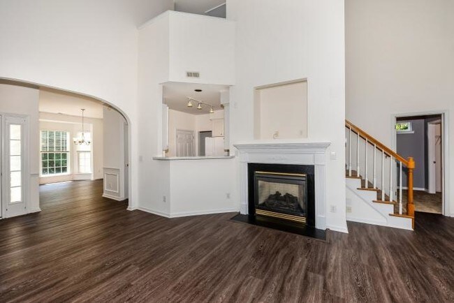 Building Photo - 4 bedroom in Raleigh NC 27612