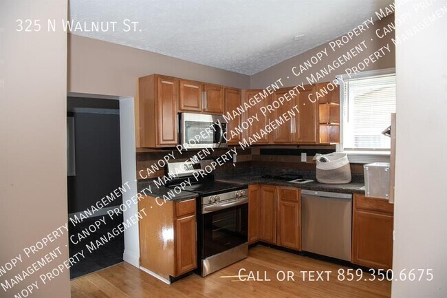 Foto del edificio - 325 N Walnut St